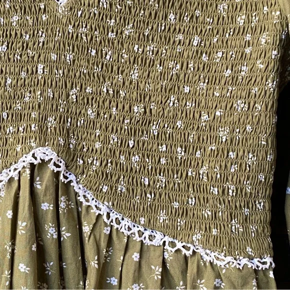 The Stockplace Green Floral Cottage Willow Midi Dress - Picture 9 of 12